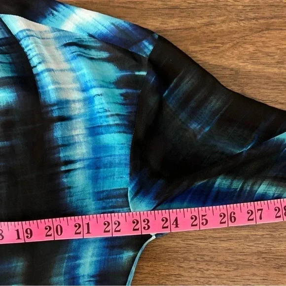 Vince Camuto Two top XS - Picture 7 of 9